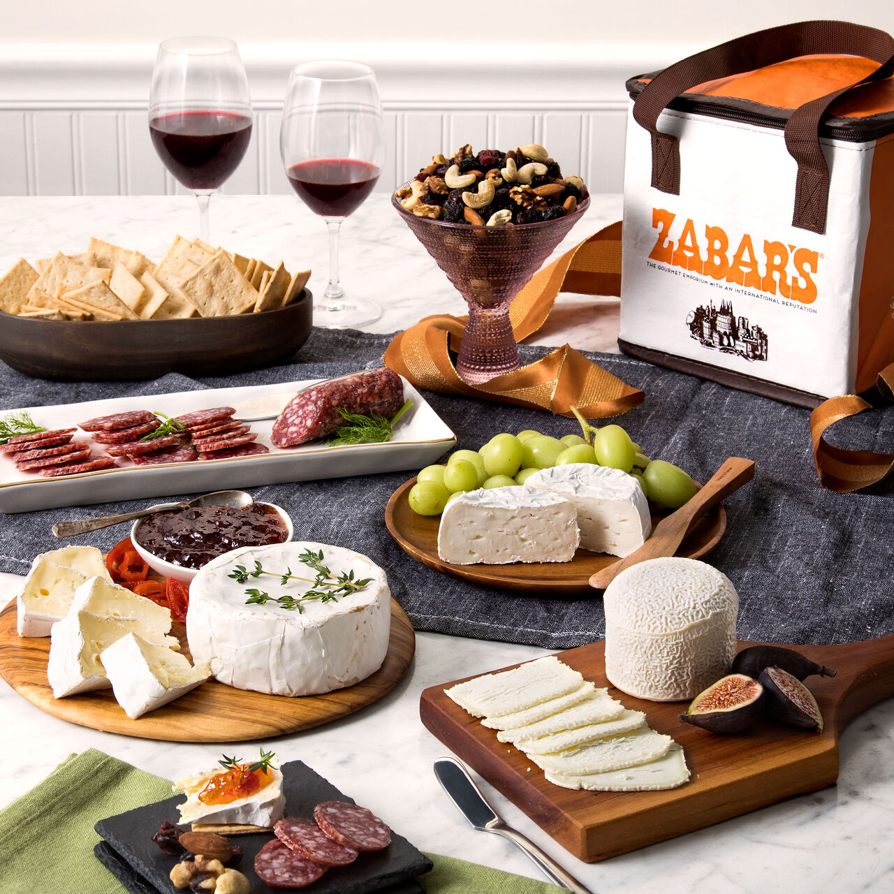 American Definitive Cheese Gift Box  large